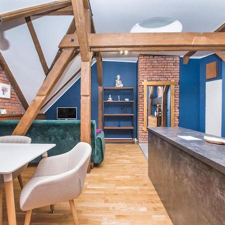 Uroczy Apartament Gliwice Bagian luar foto